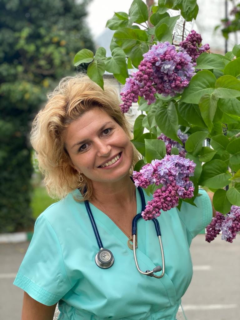 Dr. Chivu Roxana